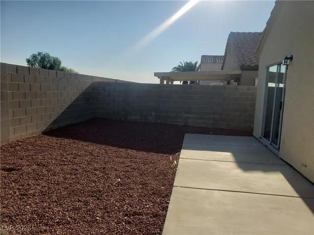 $1,800 | 2324 High Uintas Drive, North Las Vegas, NV 89031