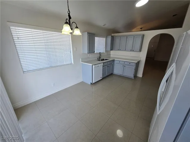 $1,800 | 2324 High Uintas Drive, North Las Vegas, NV 89031