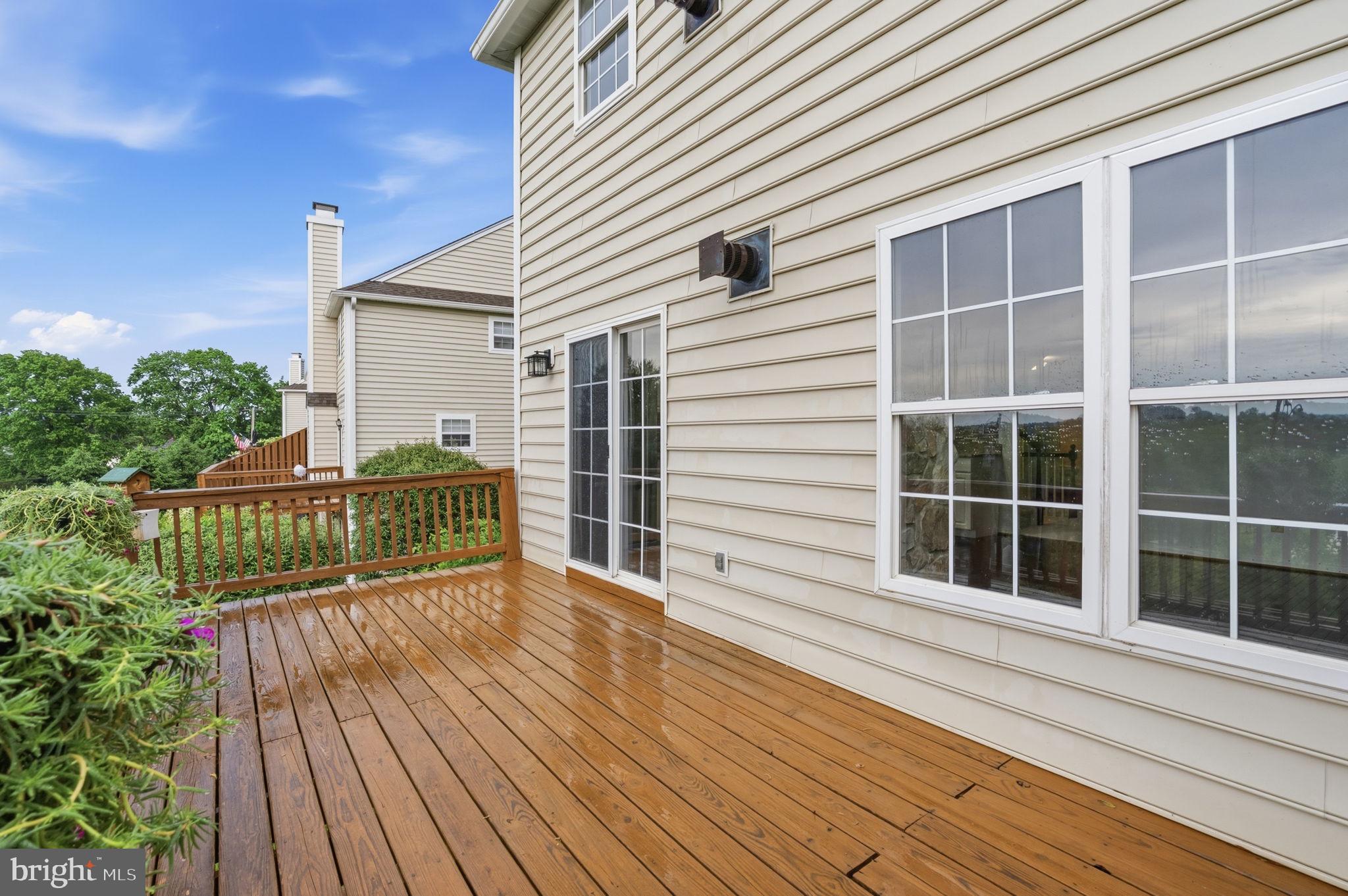 1400 Harbour Ridge Lane Downingtown, PA 19335 - Photo 13 of 36 Deck off the kitchen