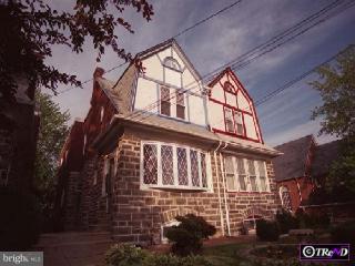 537 Holly Road Yeadon, PA 19050 - Photo 1 of 1
