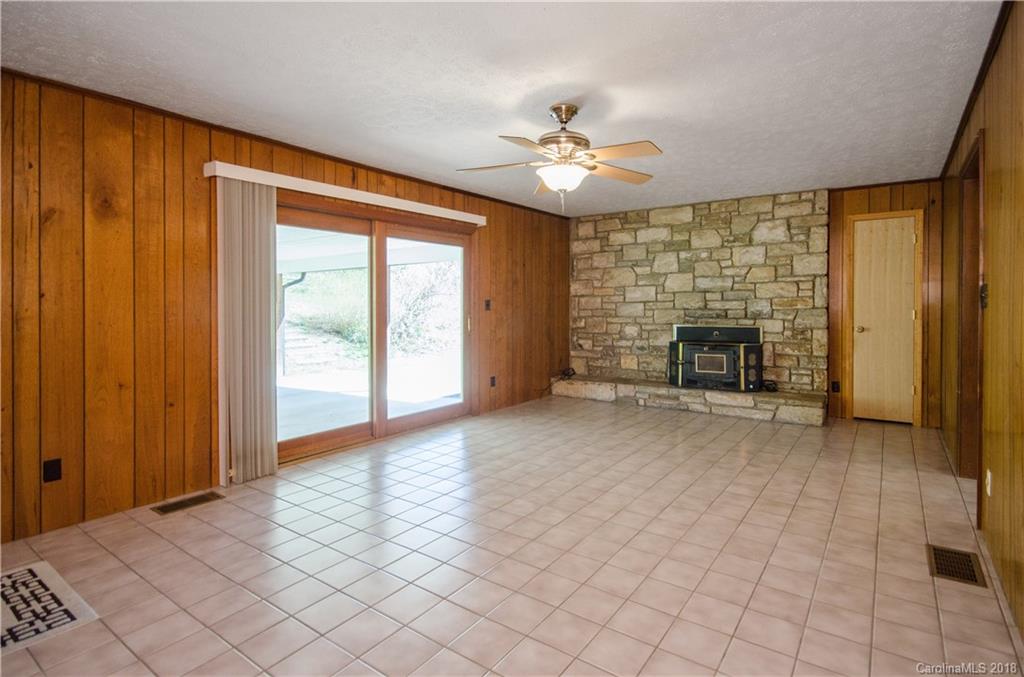 62 Number 9 Road Fairview, NC 28730 - Photo 11 of 24 Gallery Image 11