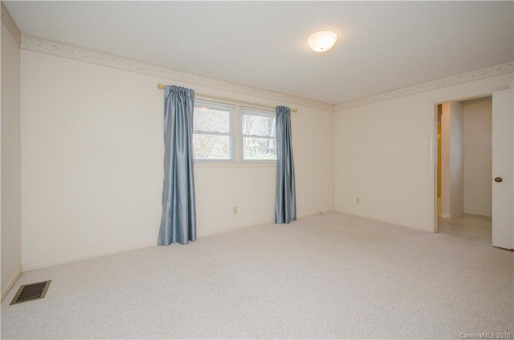 62 Number 9 Road Fairview, NC 28730 - Photo 15 of 24 Gallery Image 15