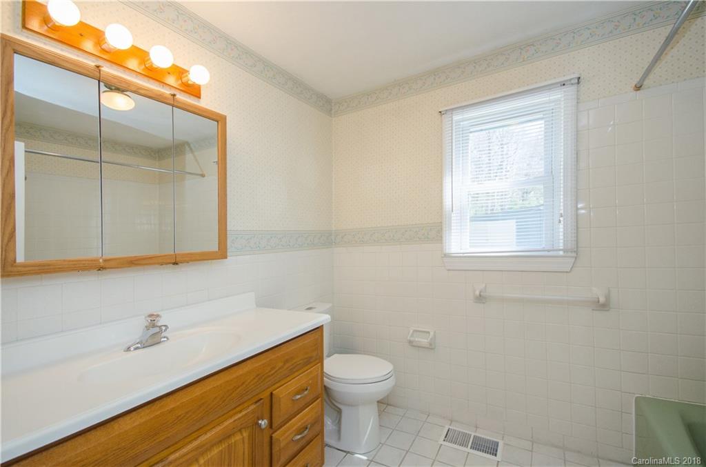 62 Number 9 Road Fairview, NC 28730 - Photo 17 of 24 Gallery Image 17