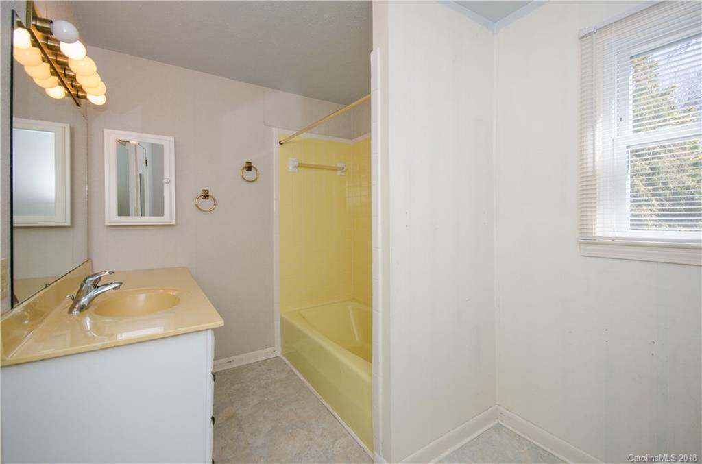 62 Number 9 Road Fairview, NC 28730 - Photo 18 of 24 Gallery Image 18