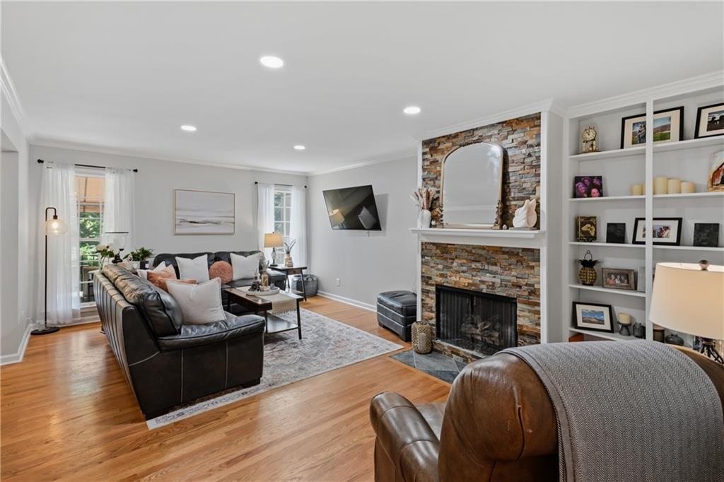 2947 Lavista Way Decatur, GA 30033 - Photo 2 of 52
