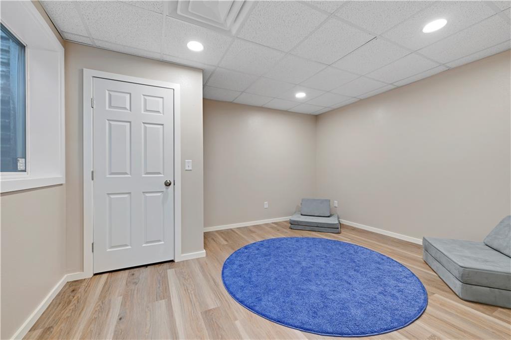 34946 Spring Valley Road Paola, KS 66071 - Photo 30 of 62