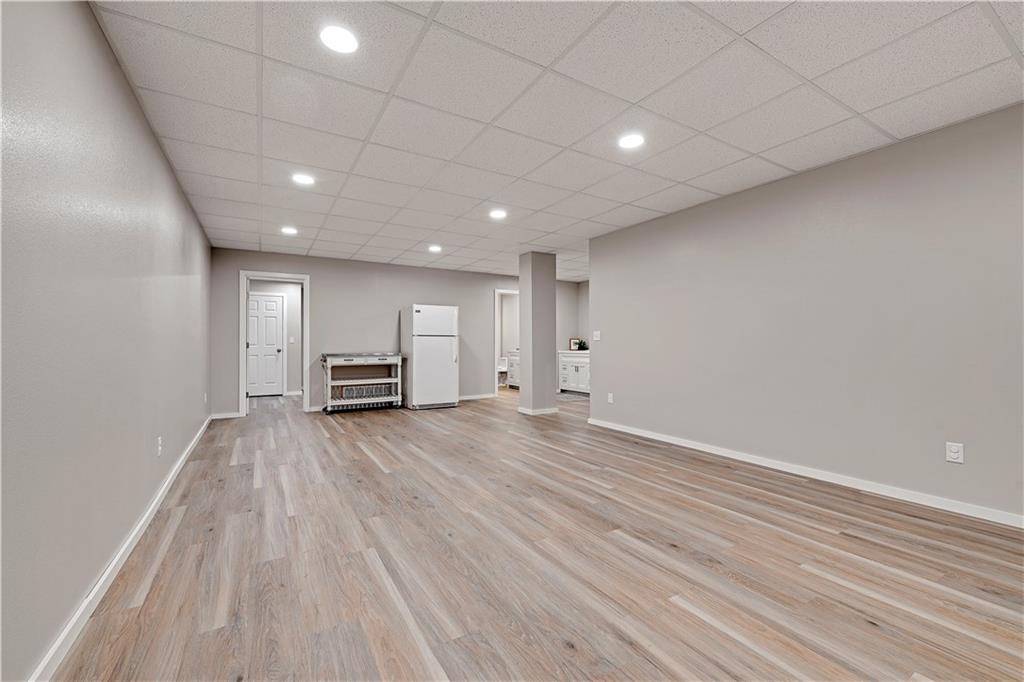 34946 Spring Valley Road Paola, KS 66071 - Photo 32 of 62