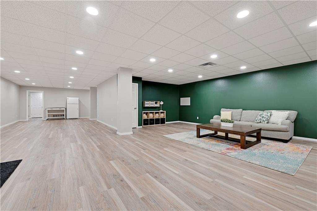 34946 Spring Valley Road Paola, KS 66071 - Photo 34 of 62