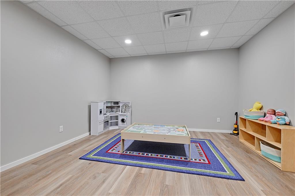 34946 Spring Valley Road Paola, KS 66071 - Photo 36 of 62