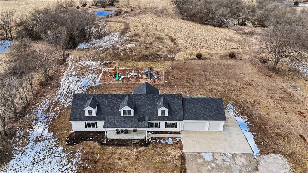 34946 Spring Valley Road Paola, KS 66071 - Photo 55 of 62