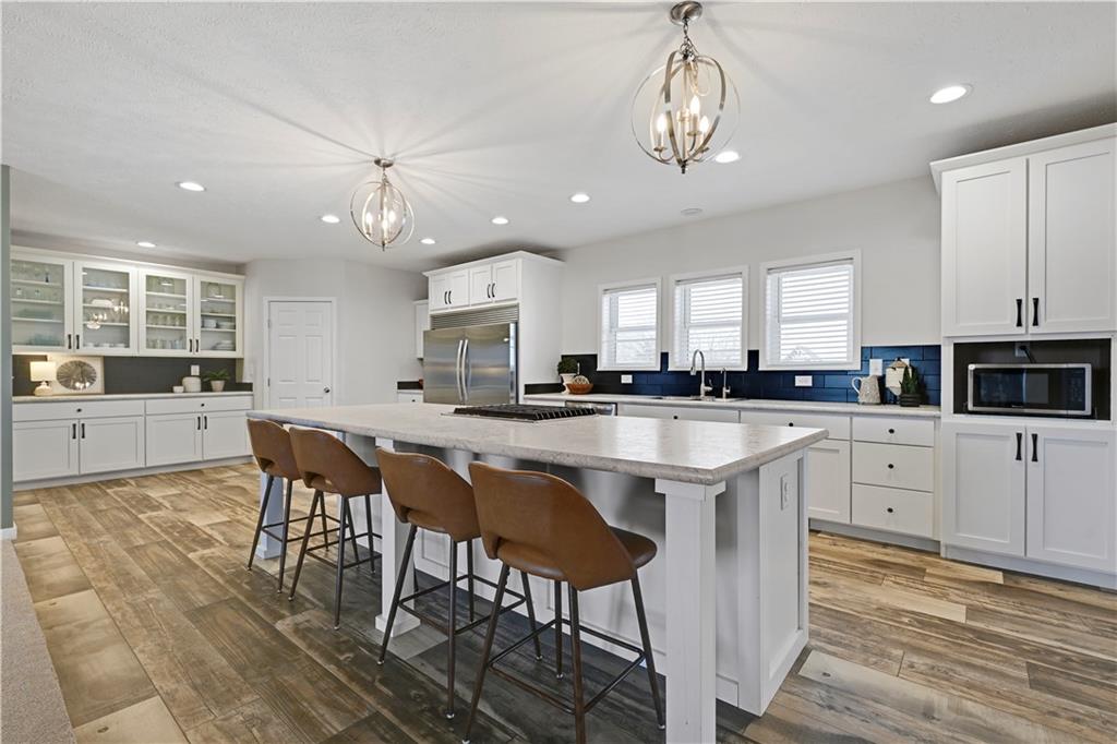 34946 Spring Valley Road Paola, KS 66071 - Photo 10 of 62