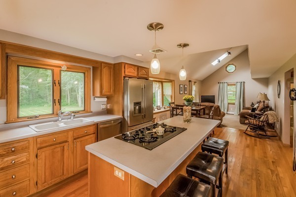 45 New Boston Road Fairhaven, MA 02719 - Photo 5 of 25 Gallery Image 5