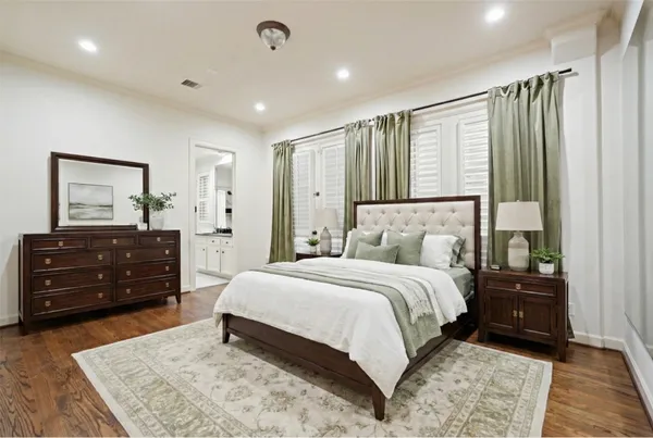 $6,000 | 521 Lovett Boulevard, Houston, TX 77006