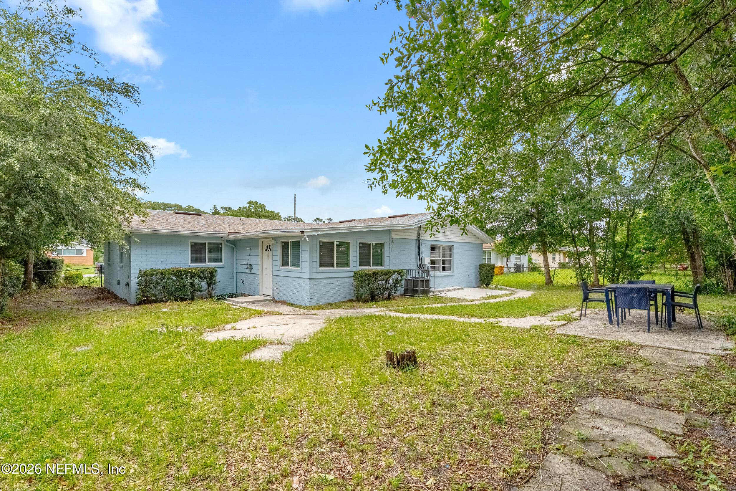 5032 Foxboro Road Jacksonville, FL 32208 - Photo 35 of 38 EXTERIOR YARD