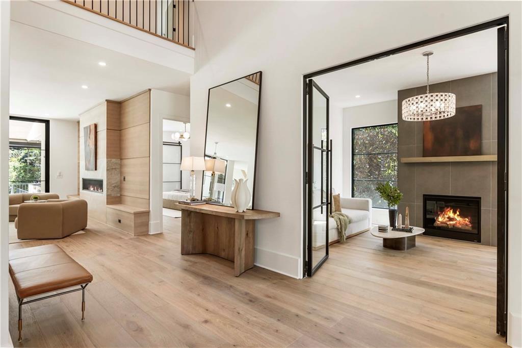 388 Londonberry Road Northwest Sandy Springs, GA 30327 - Photo 13 of 94