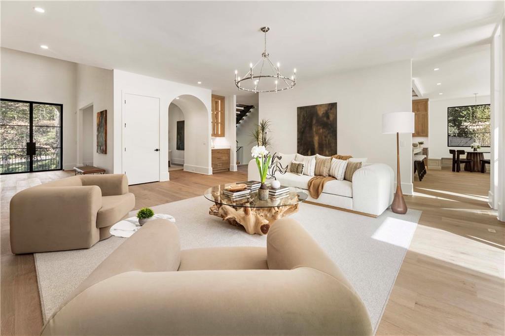 388 Londonberry Road Northwest Sandy Springs, GA 30327 - Photo 18 of 94