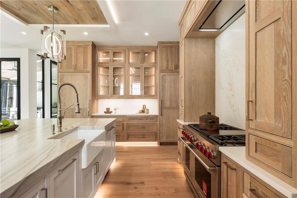 388 Londonberry Road Northwest Sandy Springs, GA 30327 - Photo 24 of 94