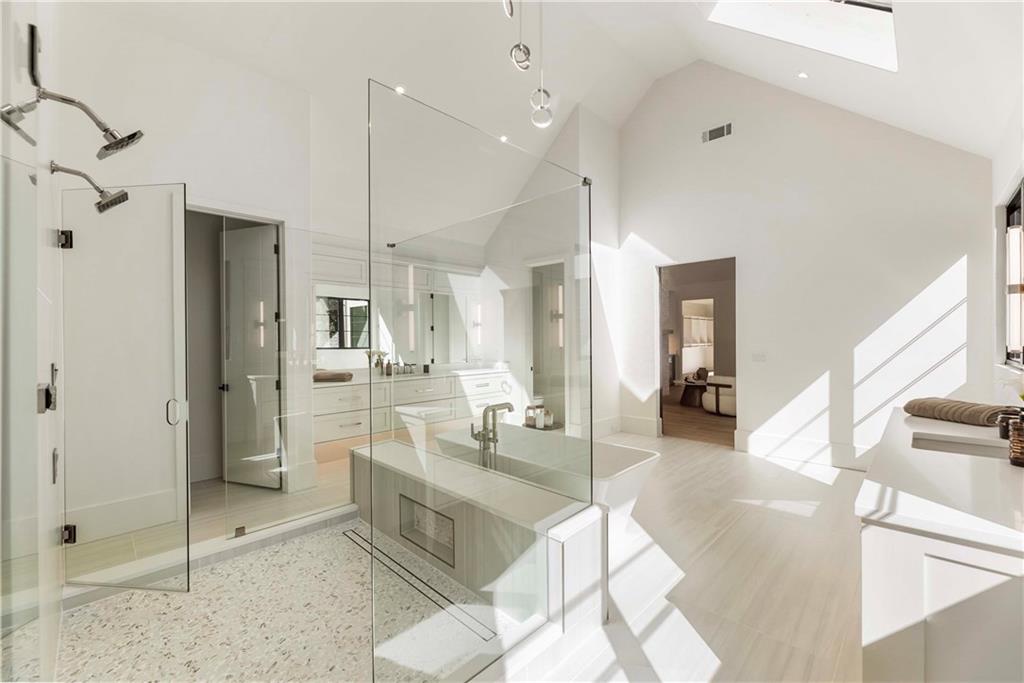 388 Londonberry Road Northwest Sandy Springs, GA 30327 - Photo 46 of 94