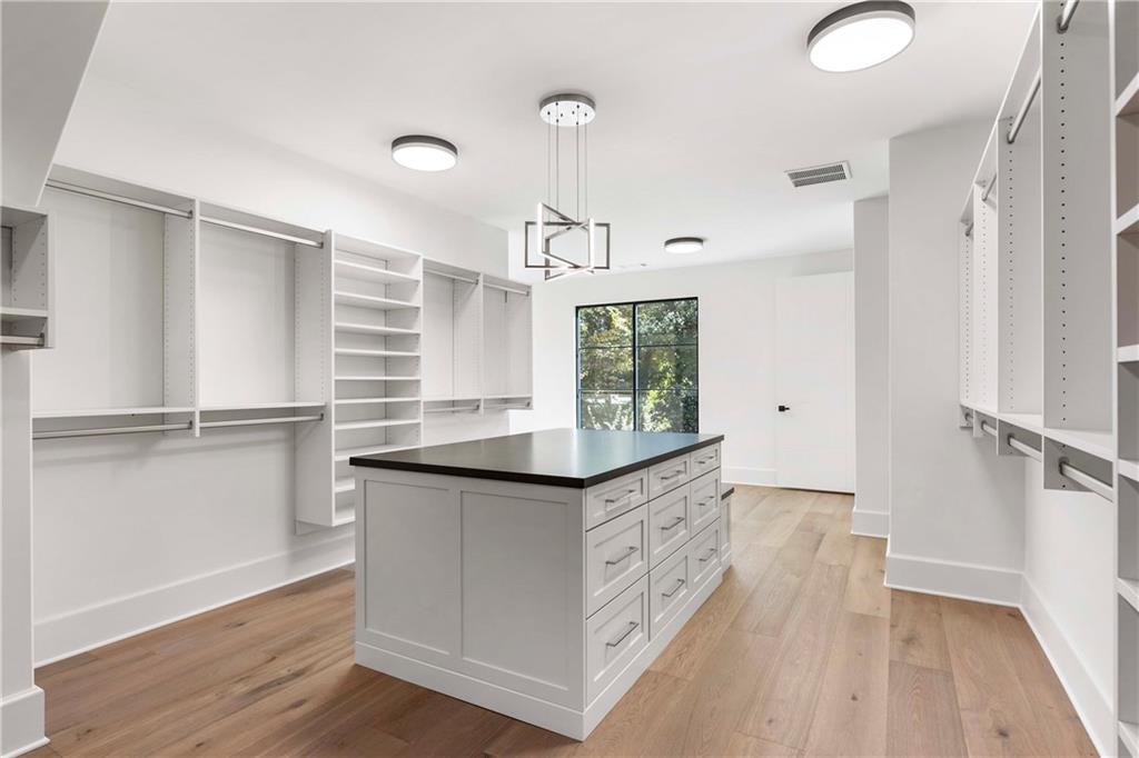 388 Londonberry Road Northwest Sandy Springs, GA 30327 - Photo 49 of 94