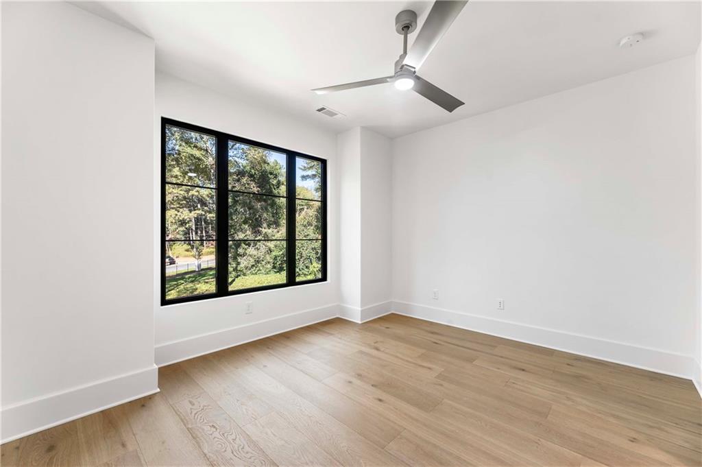 388 Londonberry Road Northwest Sandy Springs, GA 30327 - Photo 52 of 94