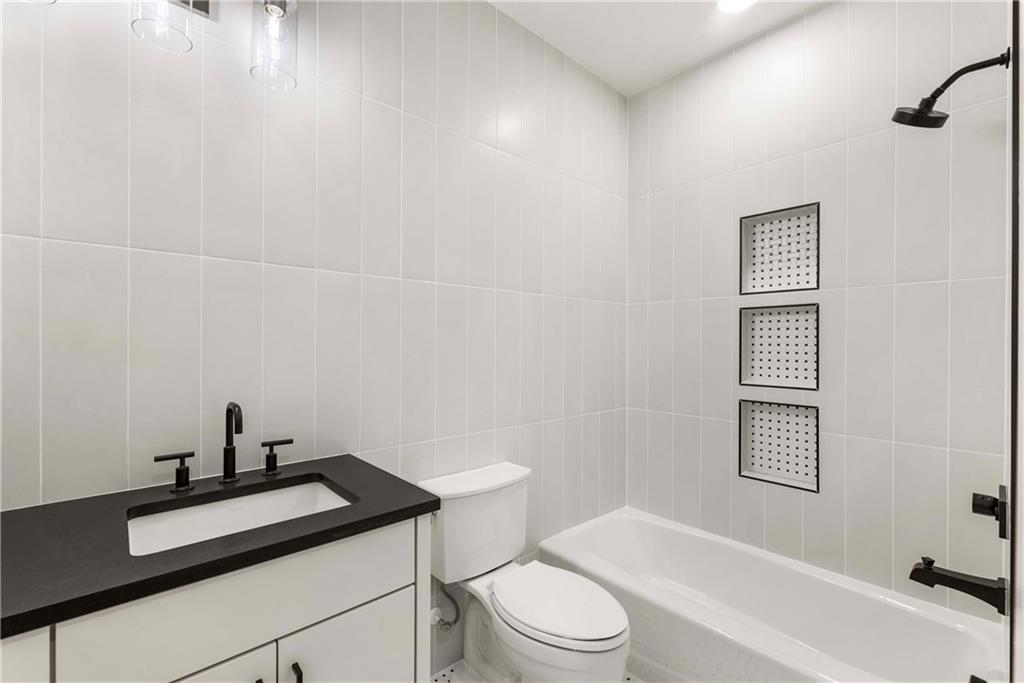 388 Londonberry Road Northwest Sandy Springs, GA 30327 - Photo 53 of 94