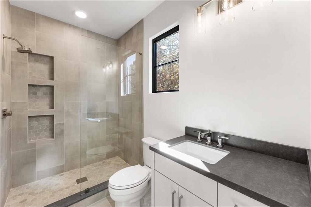 388 Londonberry Road Northwest Sandy Springs, GA 30327 - Photo 56 of 94