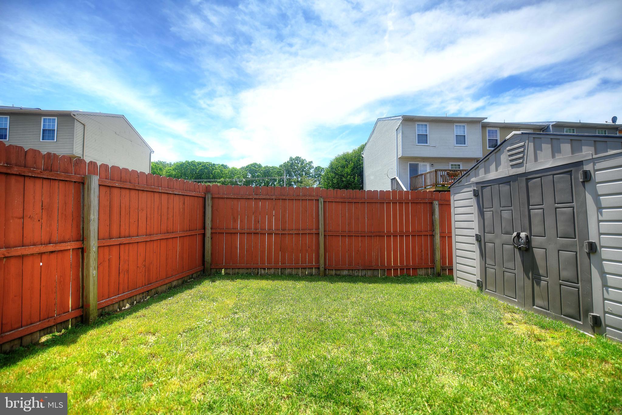 4000 Issacs Road Baltimore, MD 21220 - Photo 5 of 30 Fenced side and rear yard