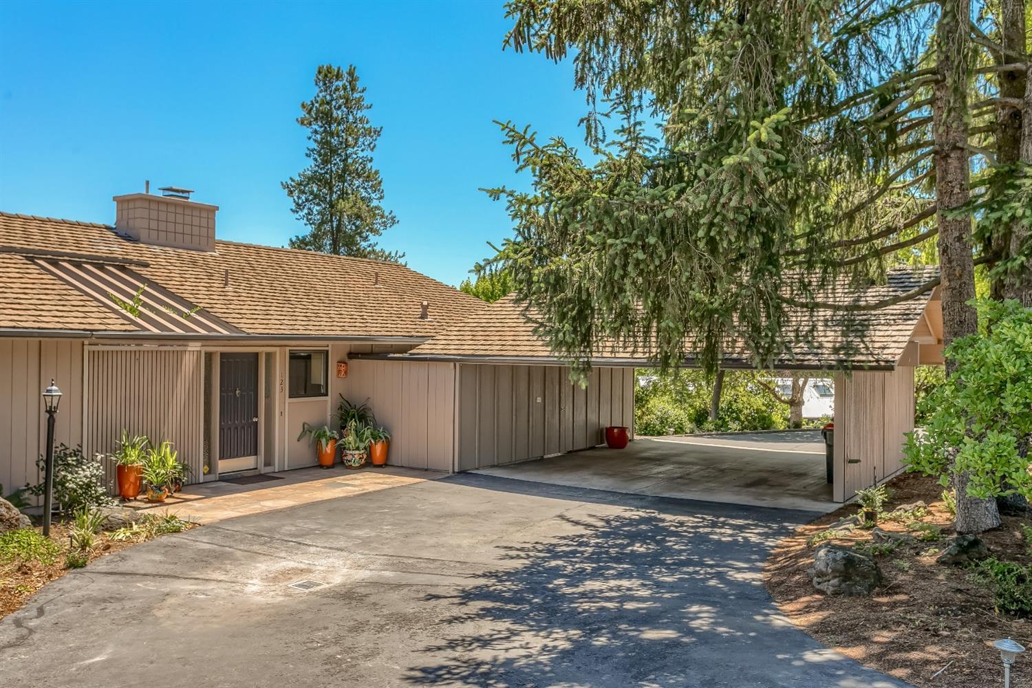 123 South Foothill Road Medford, OR 97504 - Photo 2 of 35 Additional Photo