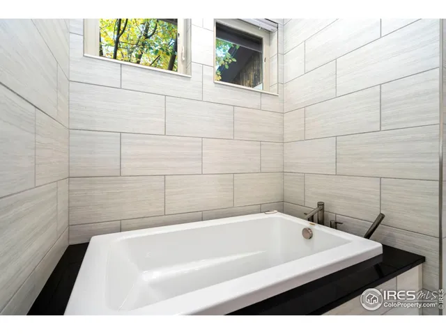 $819,000 | 270 Meadowsweet Circle, Loveland, CO 80537