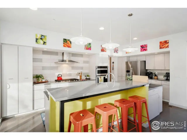 $819,000 | 270 Meadowsweet Circle, Loveland, CO 80537