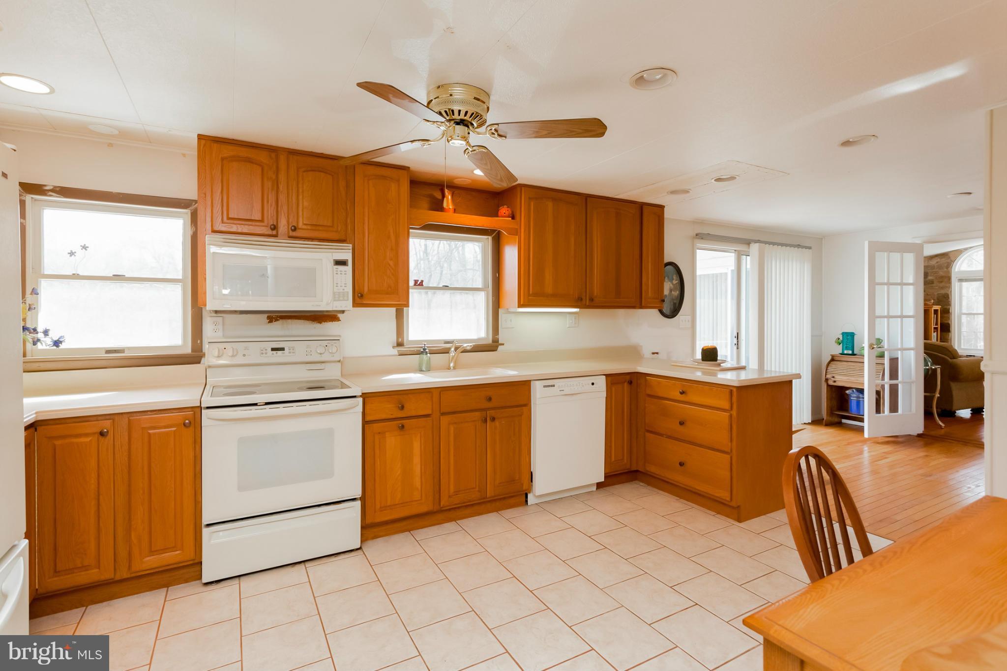 3825 West Chapel Road Aberdeen, MD 21001 - Photo 8 of 24 Kitchen