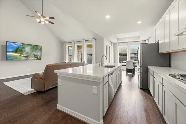 $460,000 | 150 Sunray Creek Drive, Katy, TX 77493