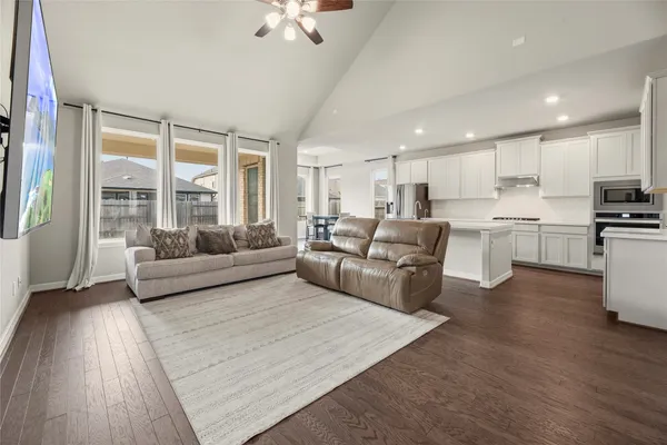 $460,000 | 150 Sunray Creek Drive, Katy, TX 77493