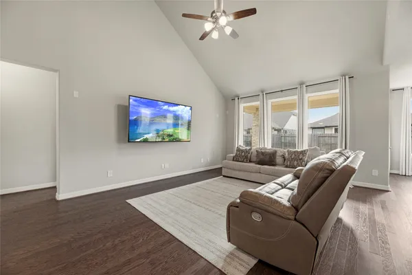 $460,000 | 150 Sunray Creek Drive, Katy, TX 77493