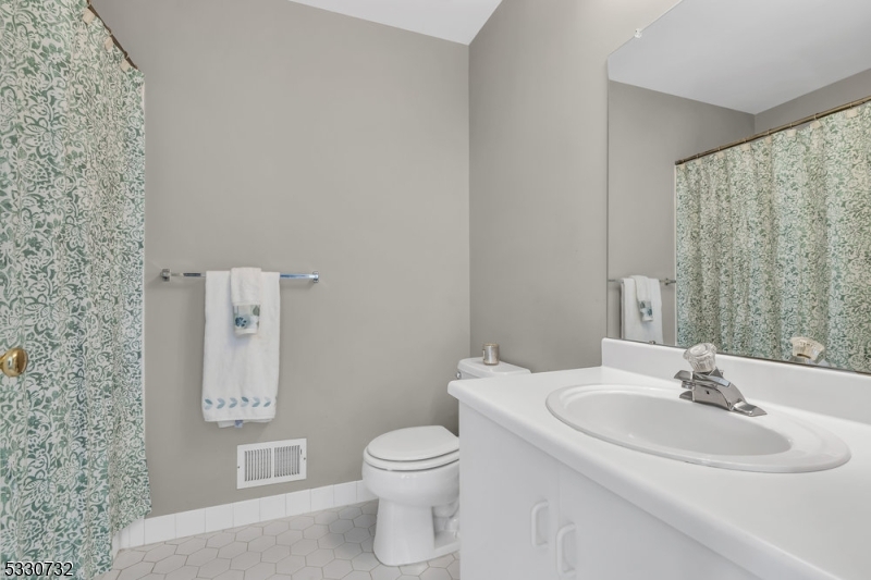 319 Hannah Way Bridgewater, NJ 08807 - Photo 24 of 25