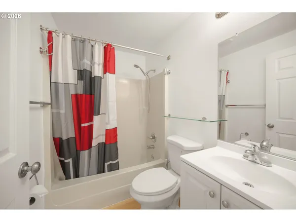 $475,000 | 1082 Southwest 179th Avenue, Beaverton, OR 97003