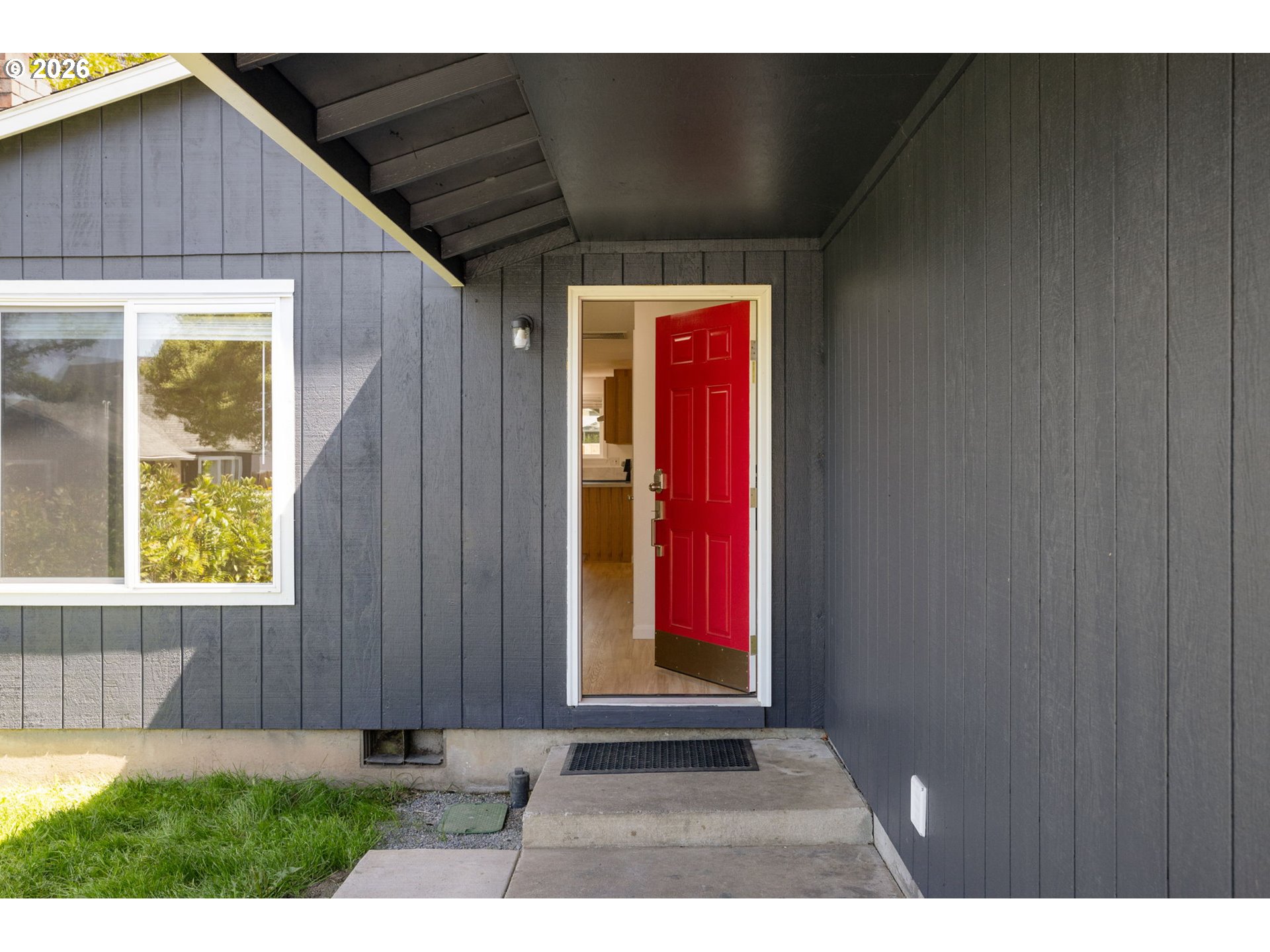 1082 Southwest 179th Avenue Beaverton, OR 97003 - Photo 3 of 19