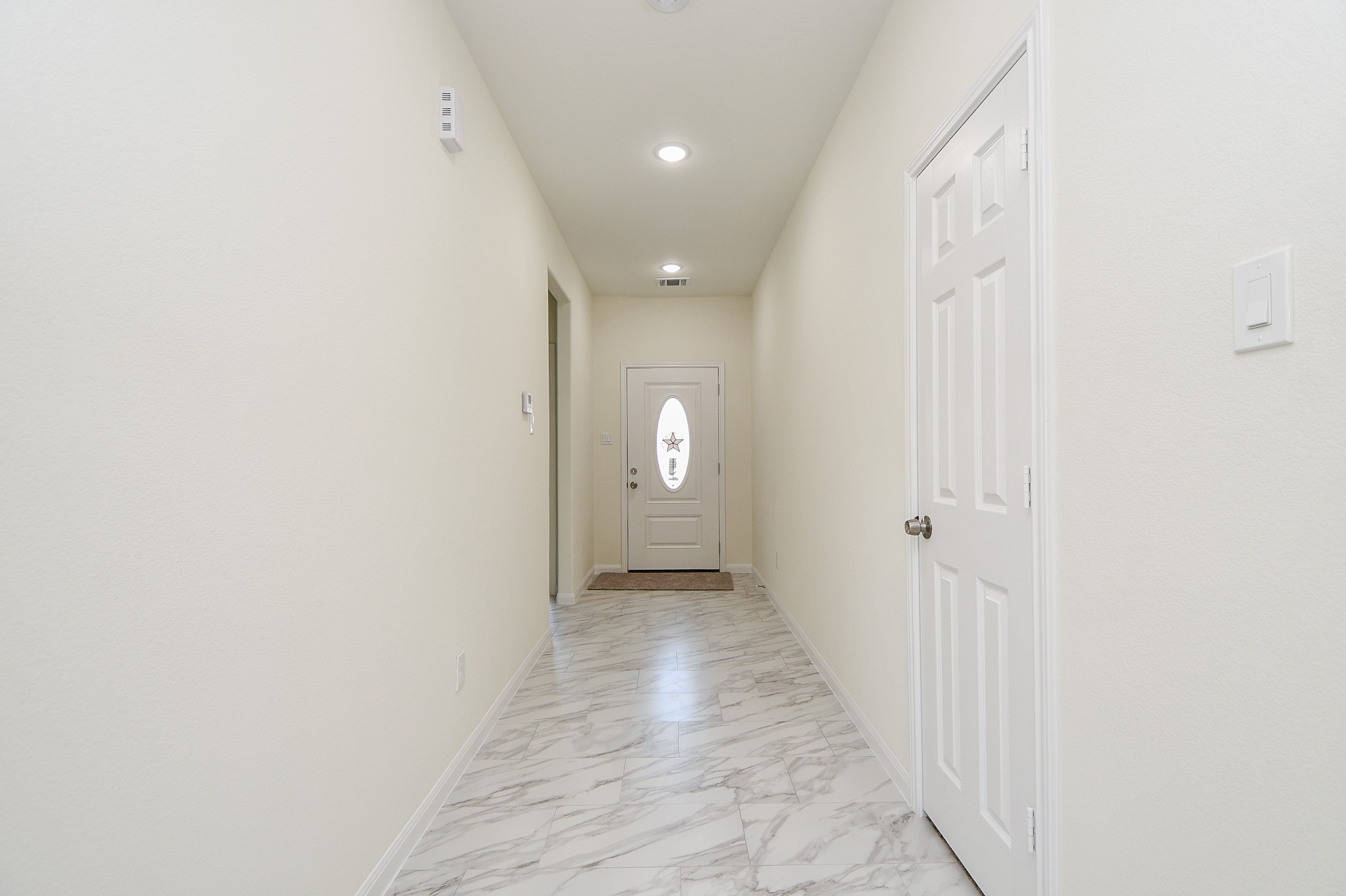 2815 Pine Estate Lane Houston, TX 77014 - Photo 3 of 32