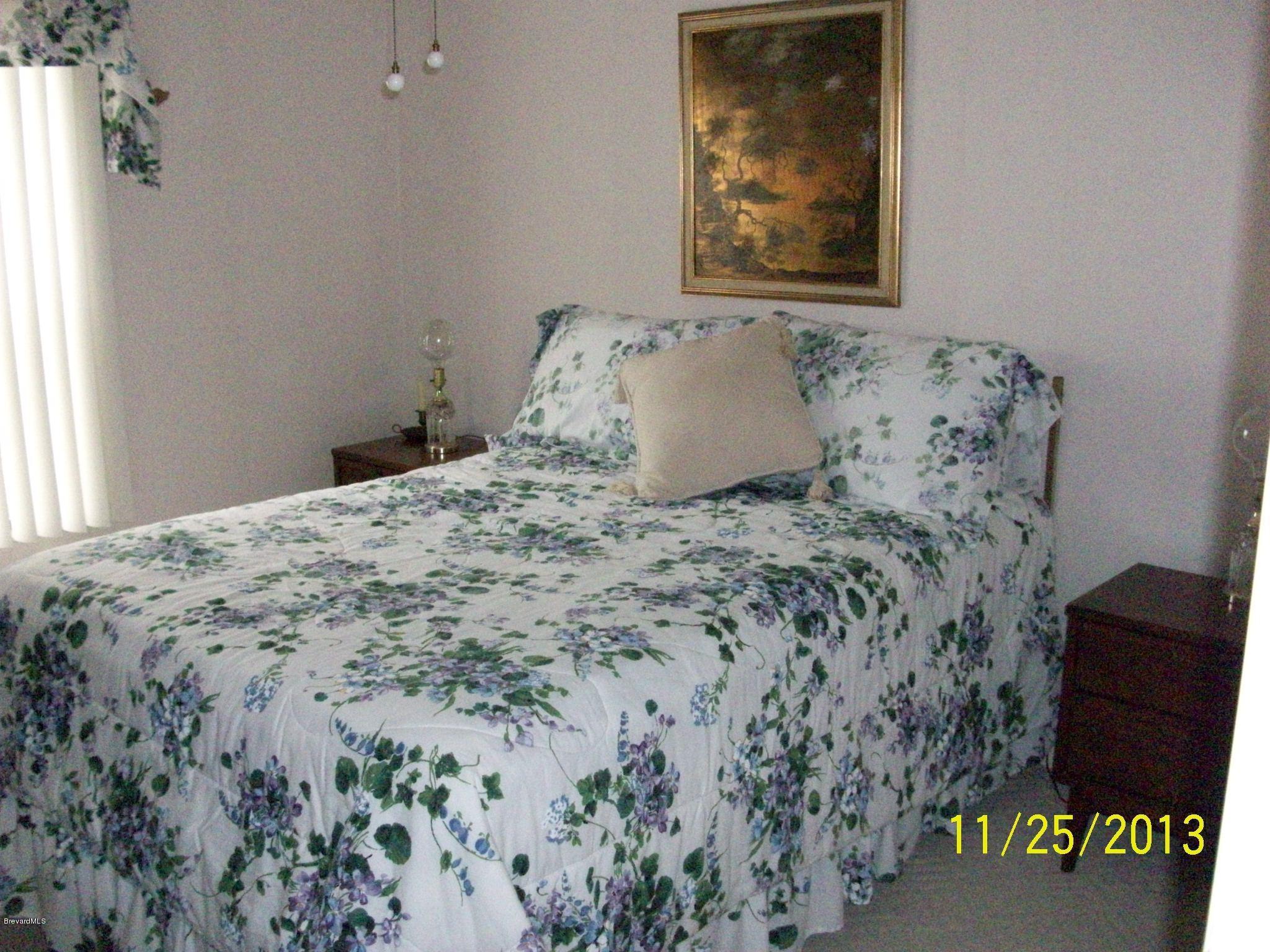 1062 Sebastian Road Barefoot Bay, FL 32976 - Photo 11 of 17 100_3145