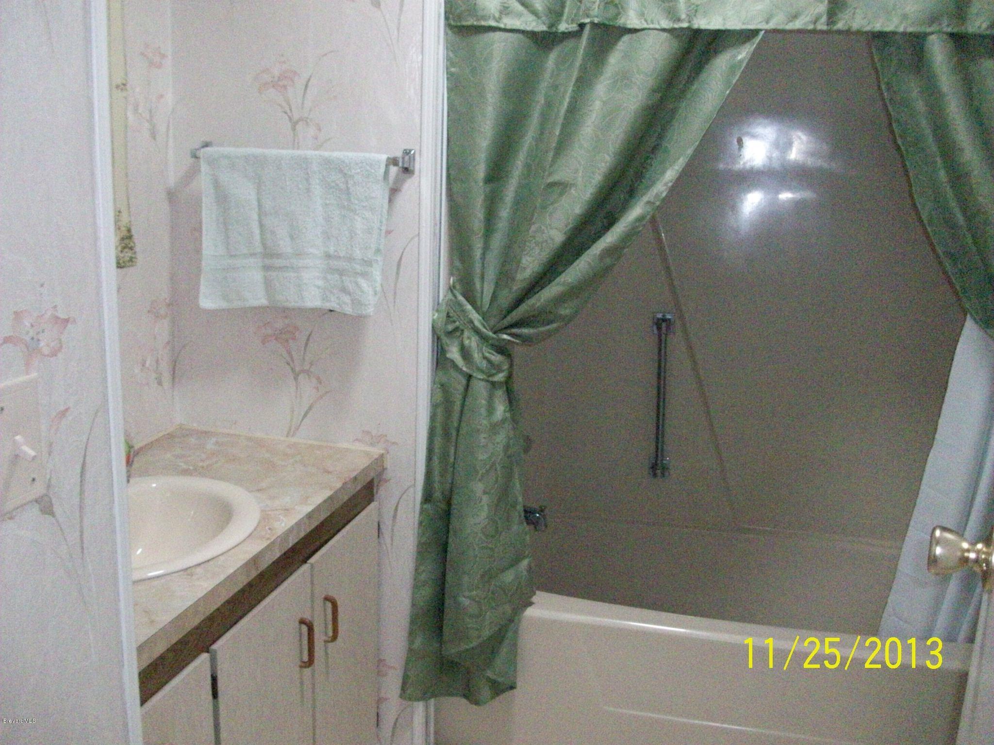 1062 Sebastian Road Barefoot Bay, FL 32976 - Photo 12 of 17 100_3146