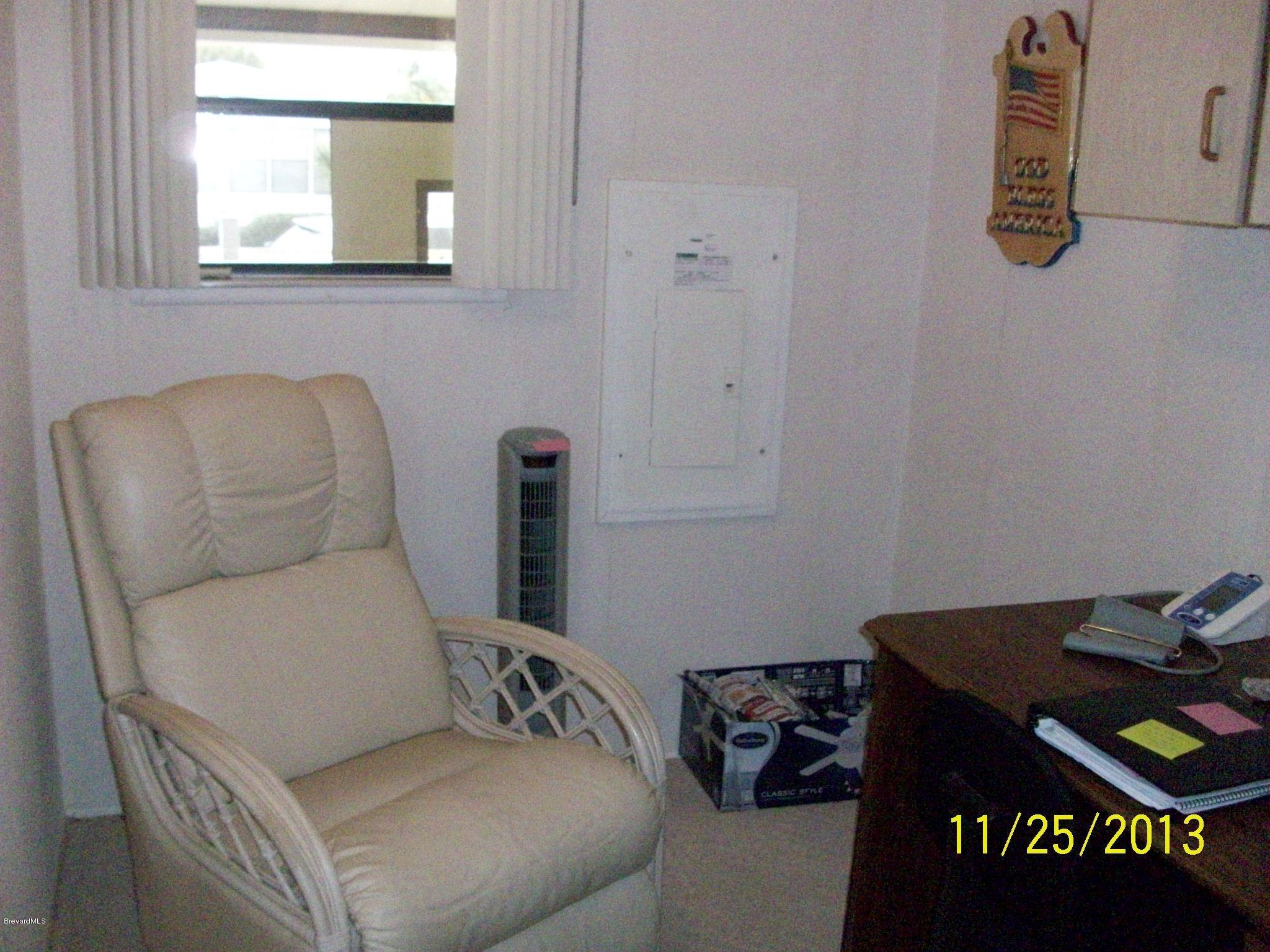 1062 Sebastian Road Barefoot Bay, FL 32976 - Photo 10 of 17 100_3144