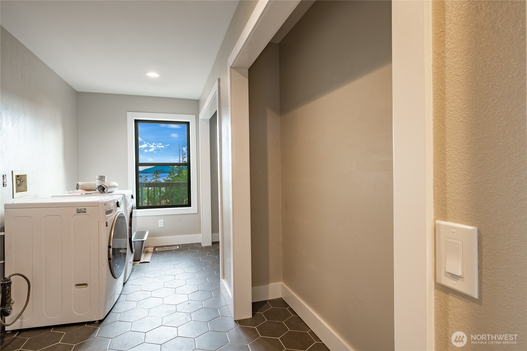 726 Fieldston Road Bellingham, WA 98225 - Photo 24 of 37