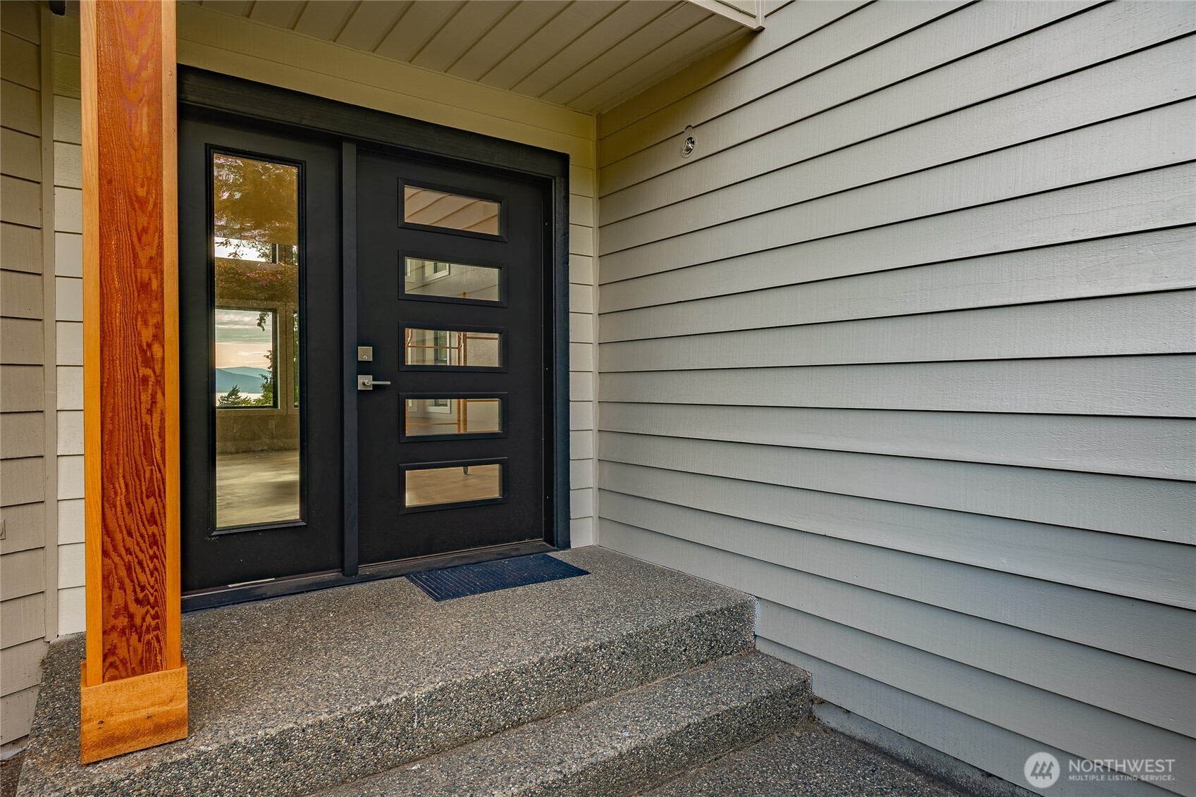 726 Fieldston Road Bellingham, WA 98225 - Photo 3 of 37