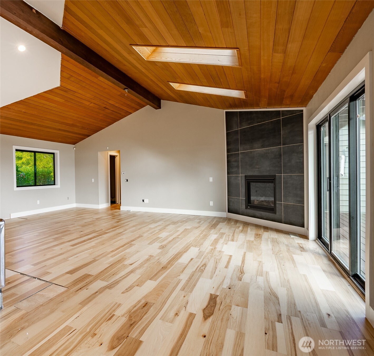 726 Fieldston Road Bellingham, WA 98225 - Photo 8 of 37