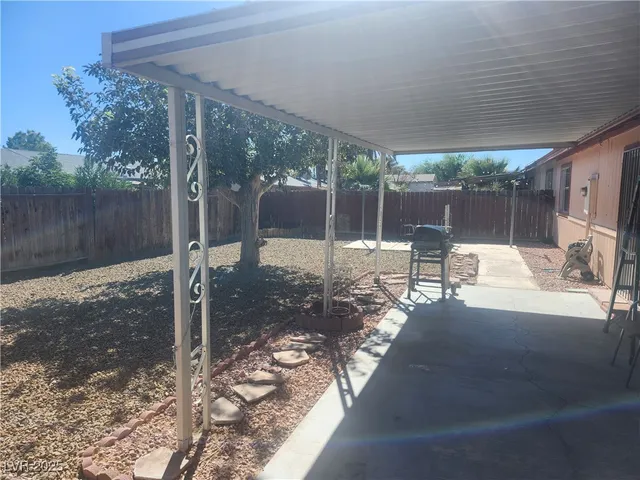 $1,500 | 4726 Madrigal Way, Las Vegas, NV 89122