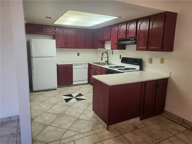 $1,500 | 4726 Madrigal Way, Las Vegas, NV 89122