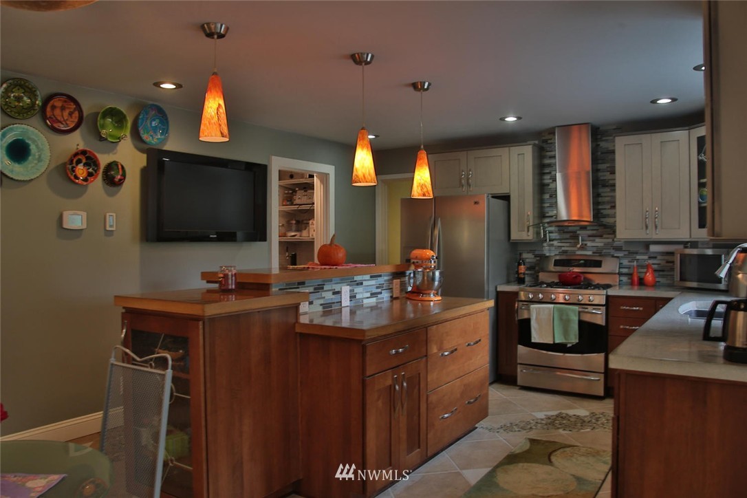 28622 Northeast Big Rock Road Duvall, WA 98019 - Photo 4 of 25 Gallery Image 4