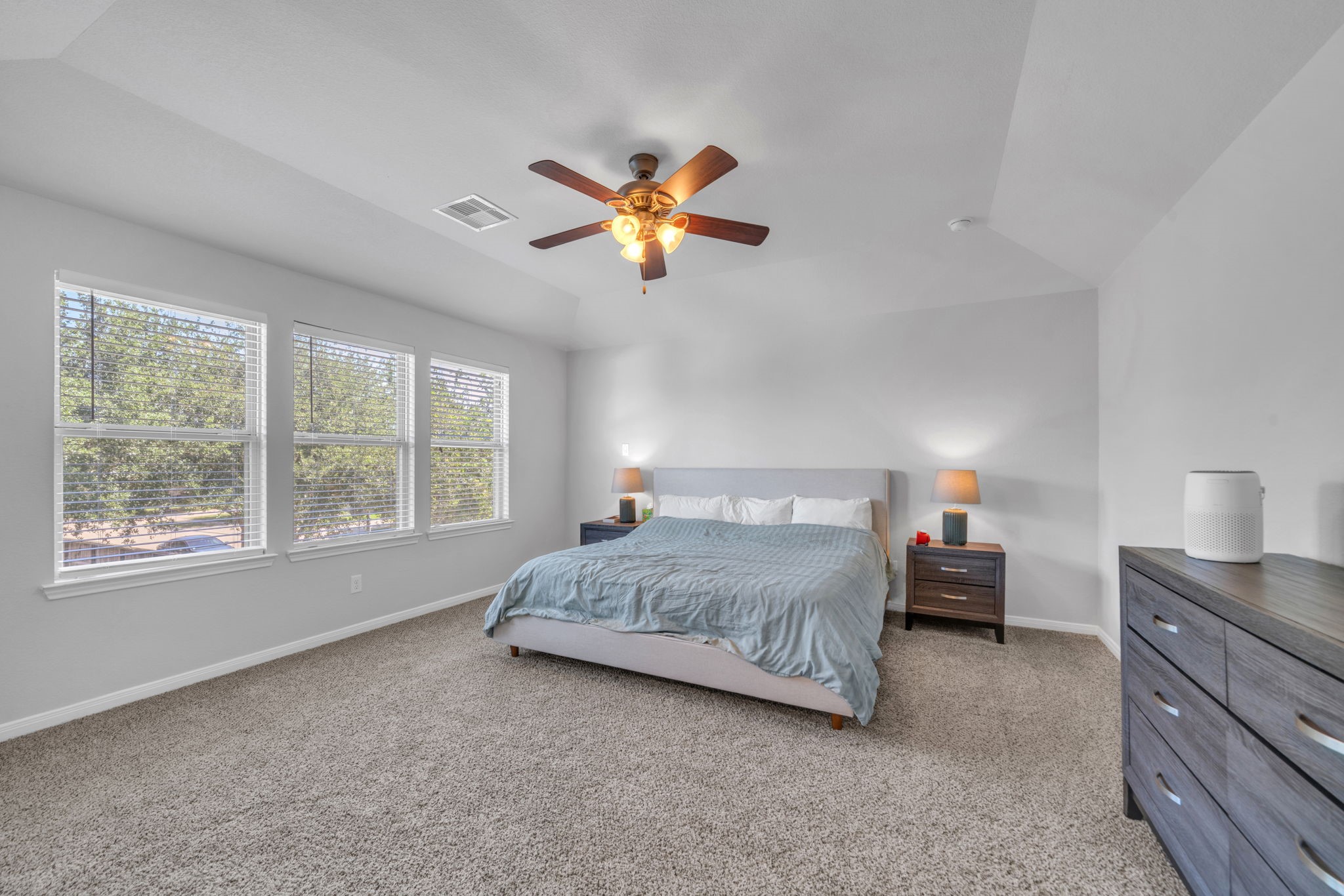 6427 Addlestone Ridge Lane Katy, TX 77494 - Photo 20 of 32 Another view of the oversized upstairs primary retreat.