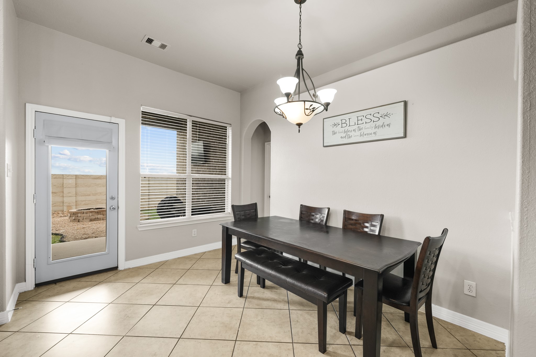 9411 Silver Ridge Drive Rosharon, TX 77583 - Photo 8 of 27