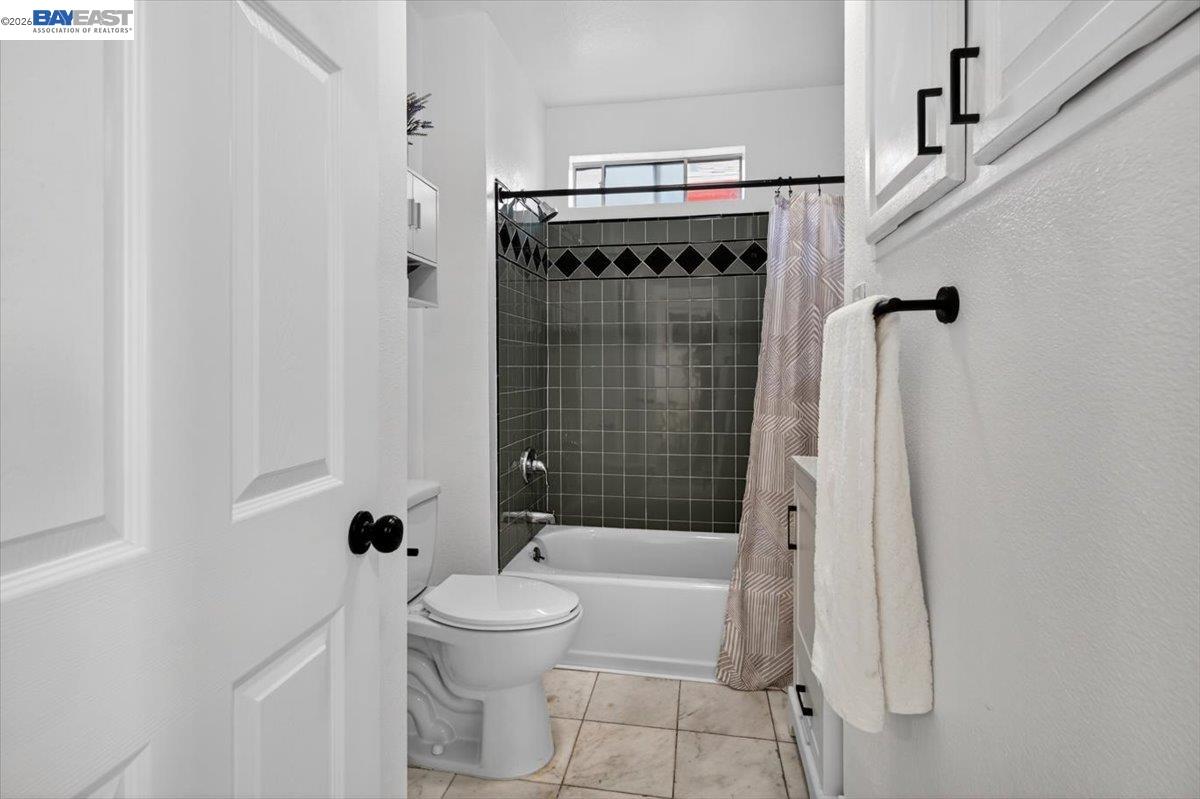111 Garretson Avenue Rodeo, CA 94572 - Photo 27 of 81